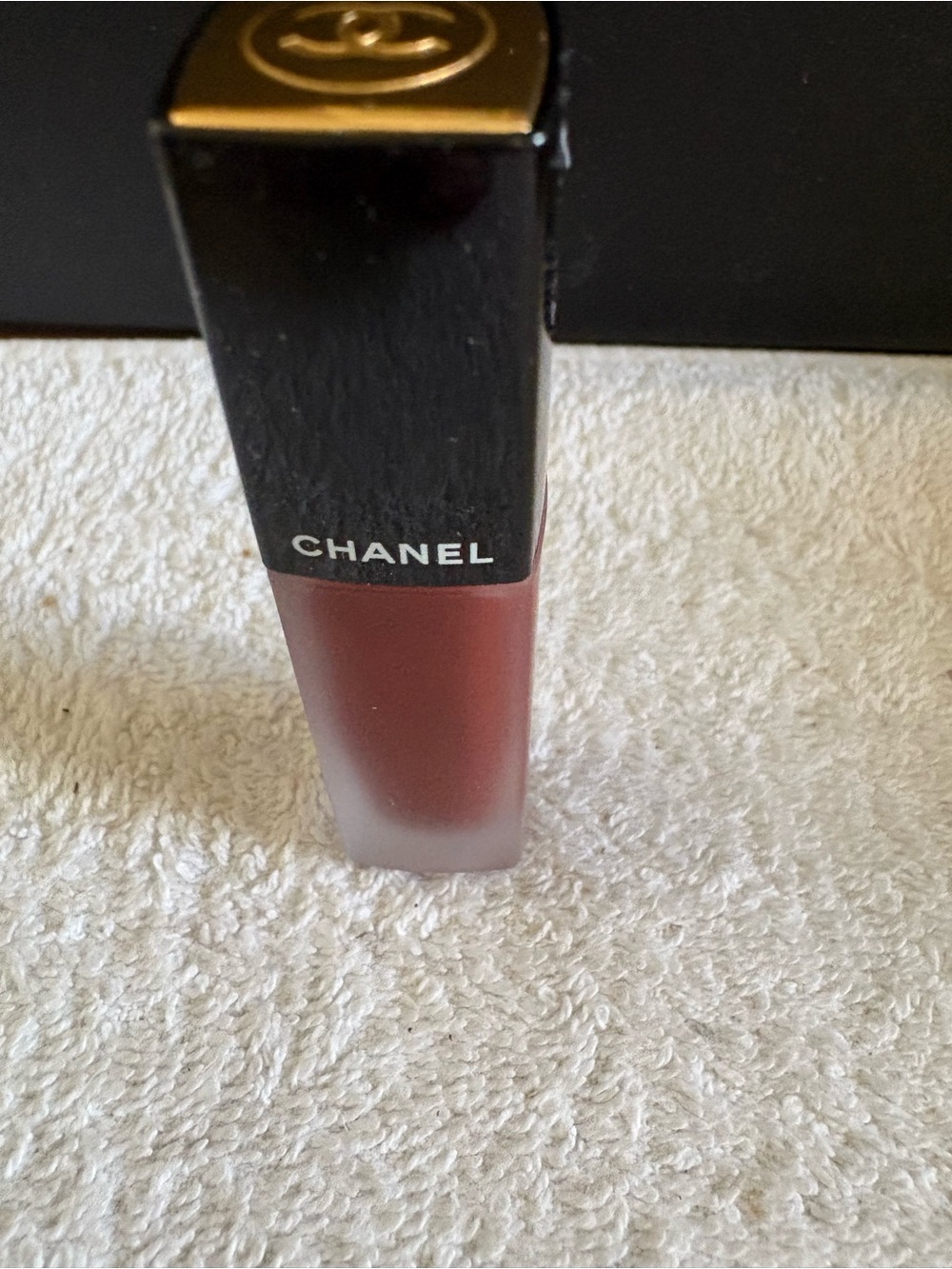 CHANEL Rouge Allure Liquid Velvet Lip Colour 232 Renversante - Picture 3 of 5